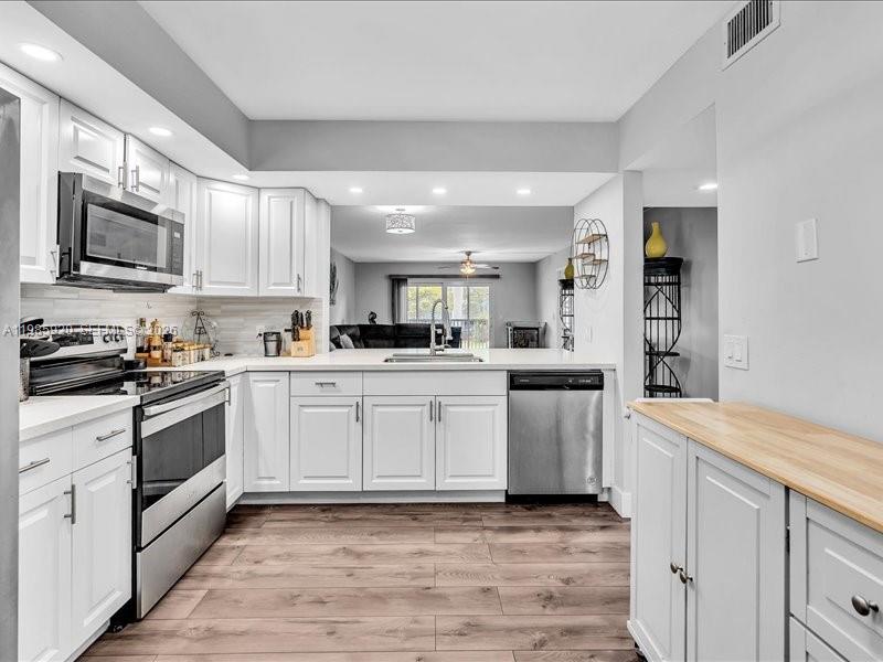 Pembroke Pines FL 33027 - A11985920