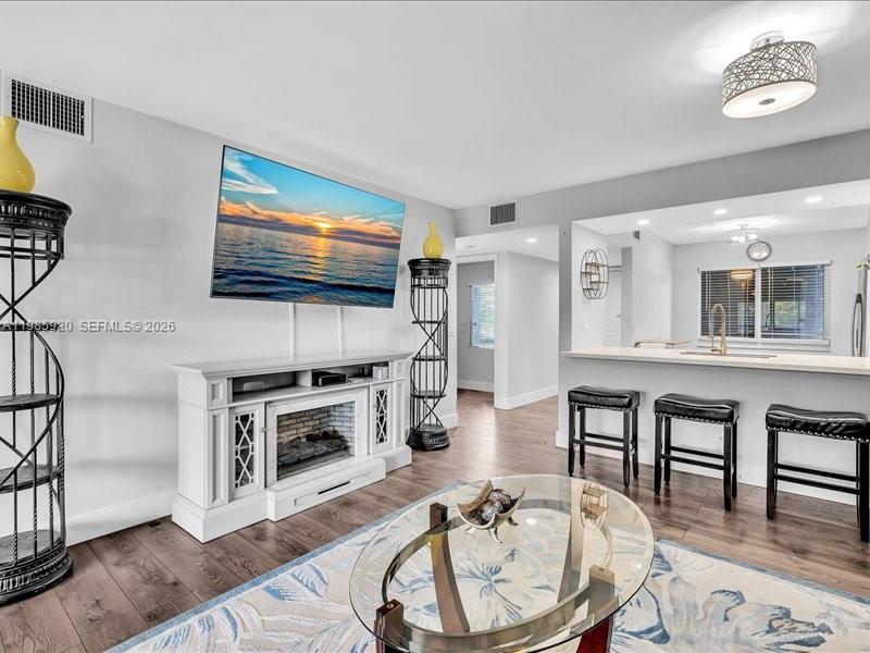 Pembroke Pines FL 33027 - A11985920
