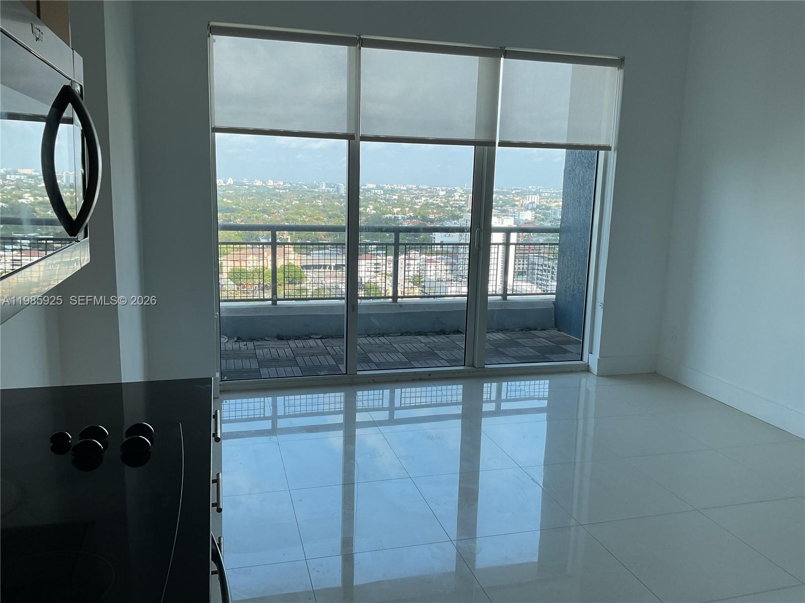 60 SW 13 ST #2007, Miami FL 33130