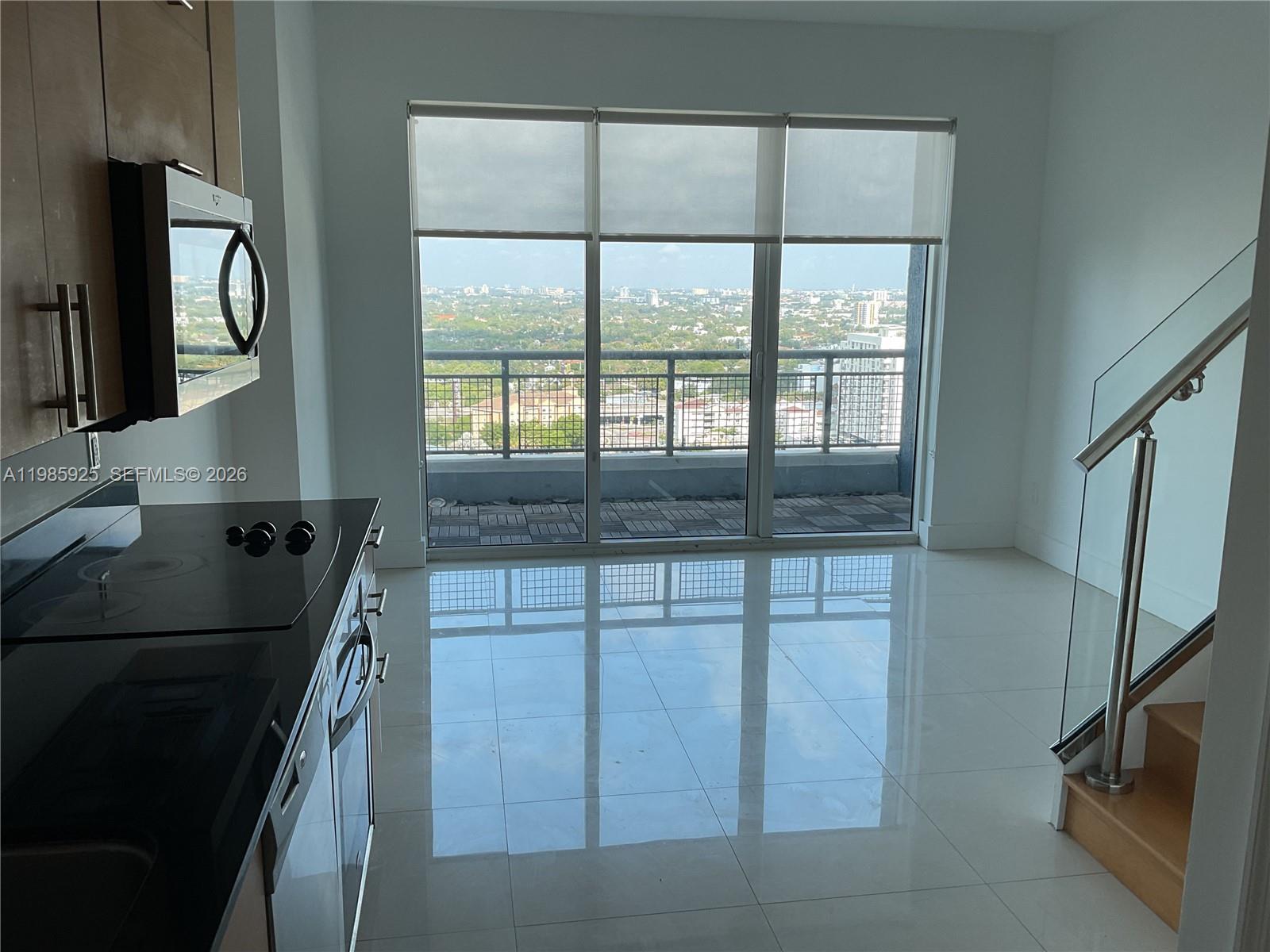 60 SW 13 ST #2007, Miami FL 33130