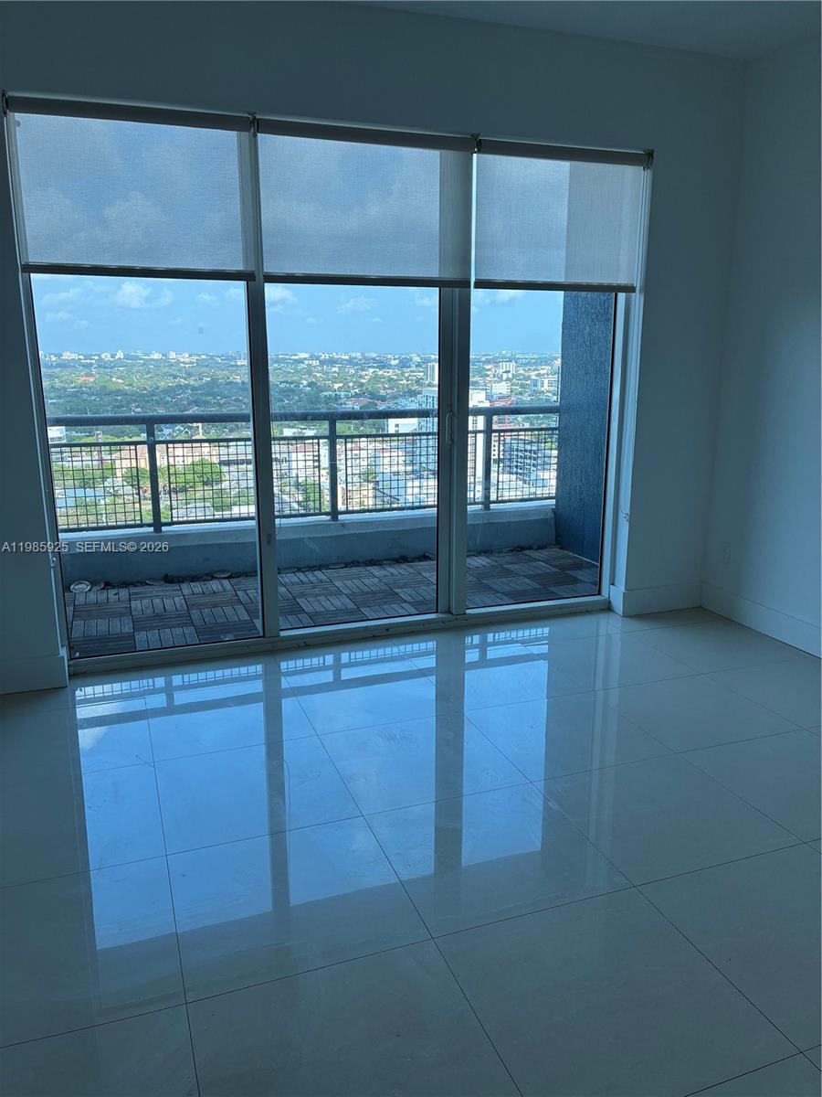 60 SW 13 ST #2007, Miami FL 33130