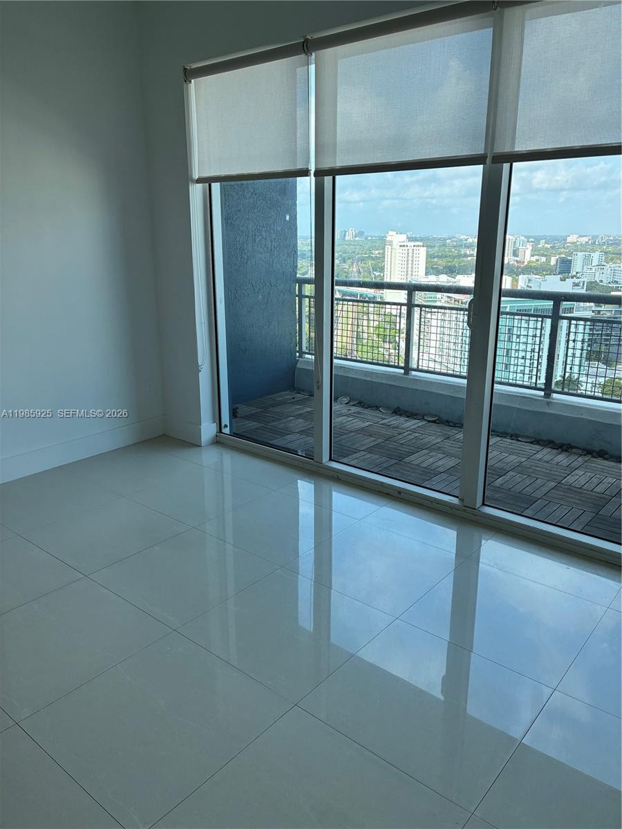 60 SW 13 ST #2007, Miami FL 33130
