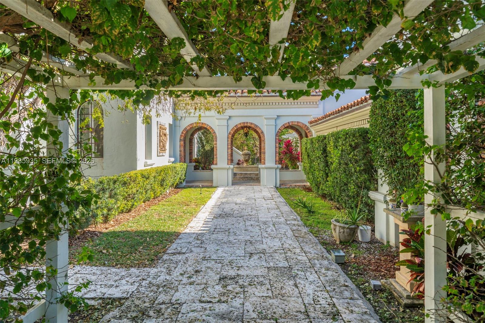 9401 Journeys End Rd, Coral Gables FL 33156