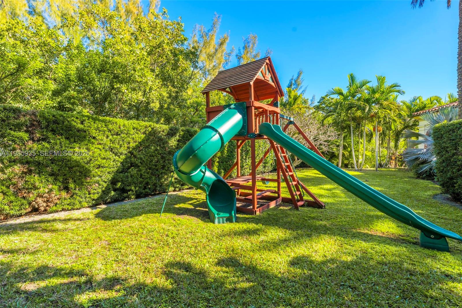9401 Journeys End Rd, Coral Gables FL 33156