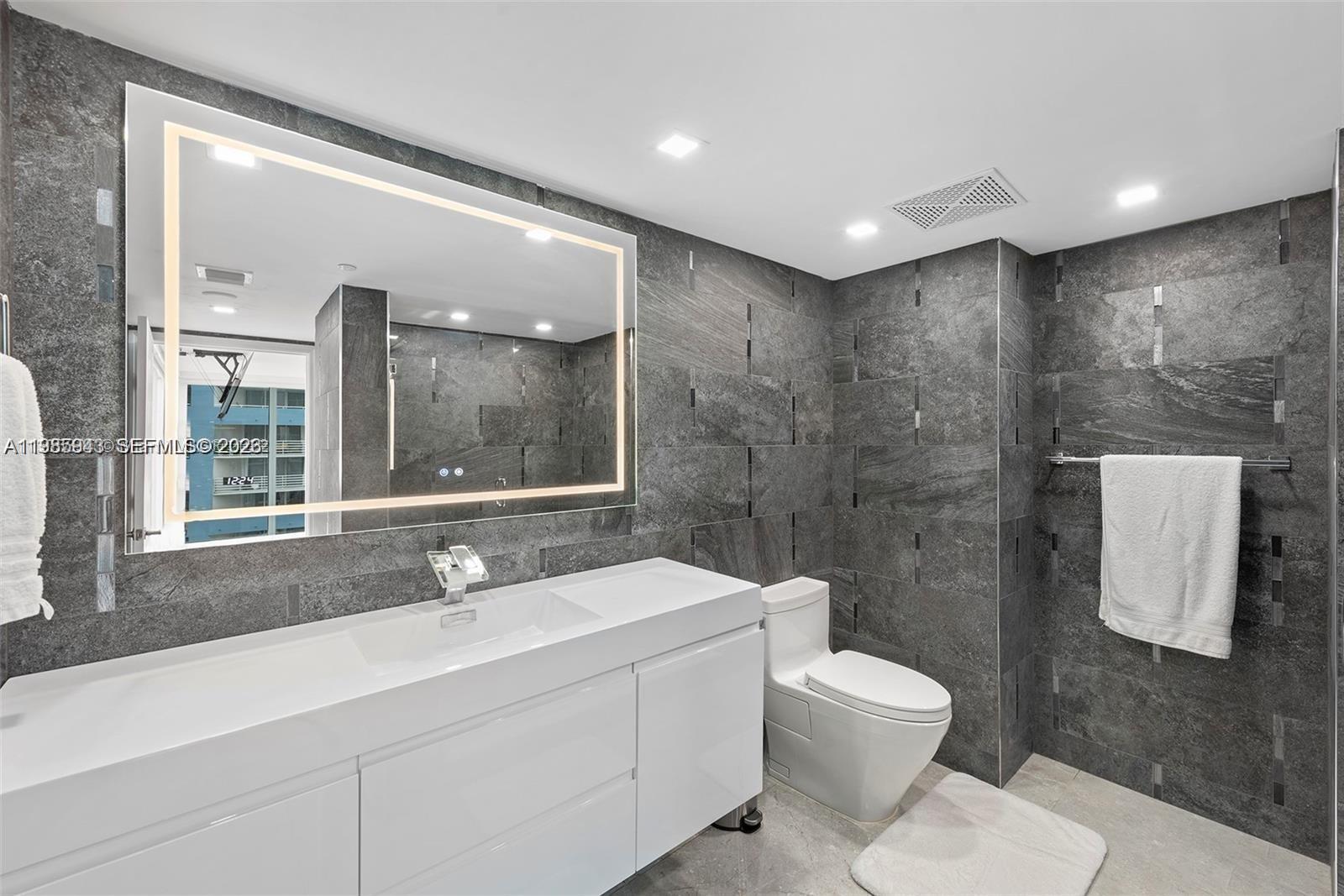 2101 Brickell Ave #506, Miami FL 33129