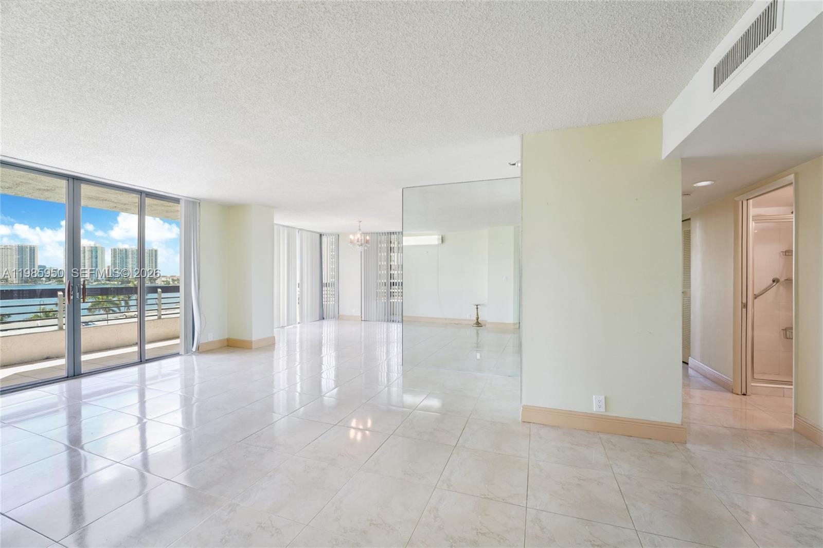 19101 NE 36th Ct #705, Aventura FL 33180