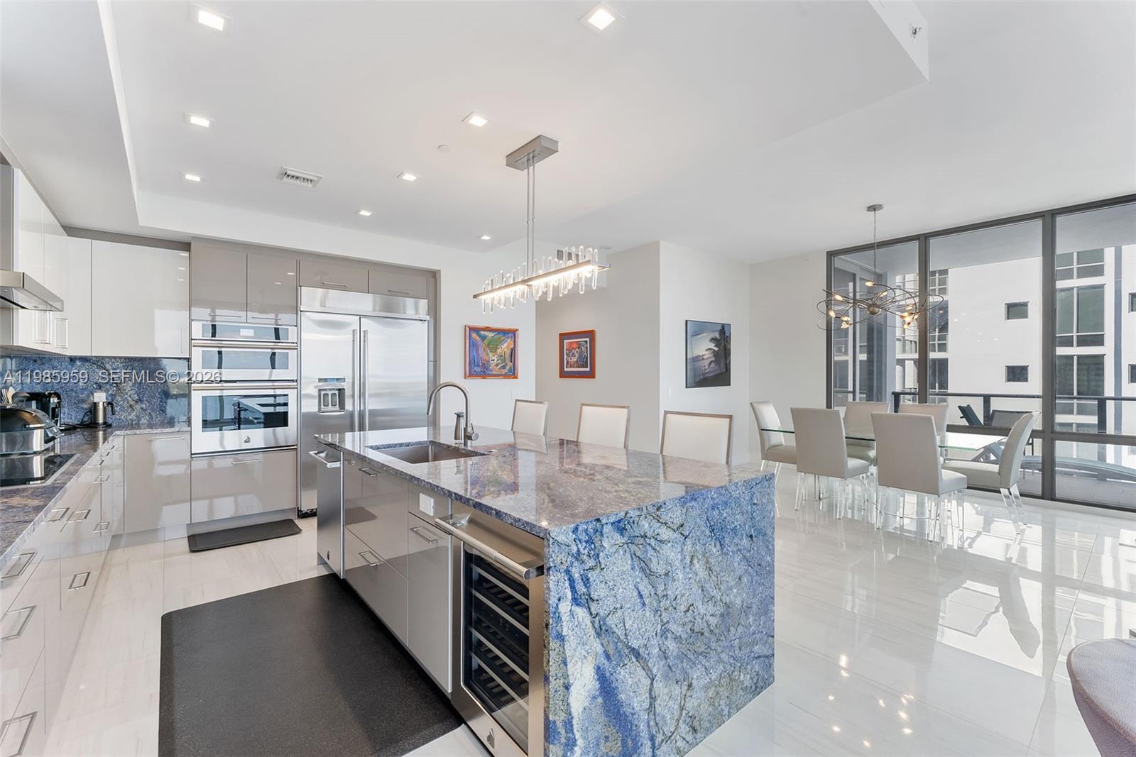 3 Water Club Way #1401, North Palm Beach FL 33408