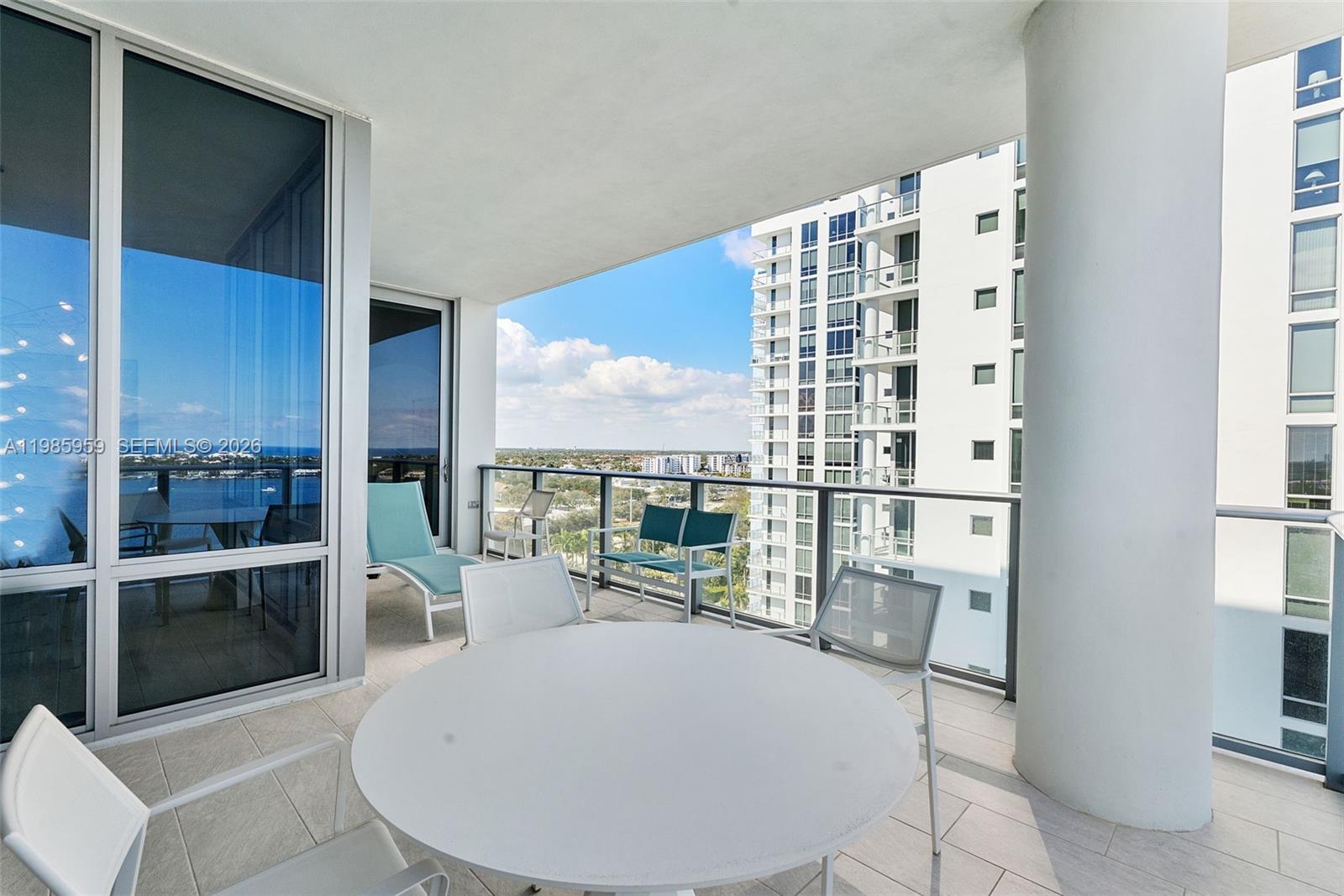 3 Water Club Way #1401, North Palm Beach FL 33408