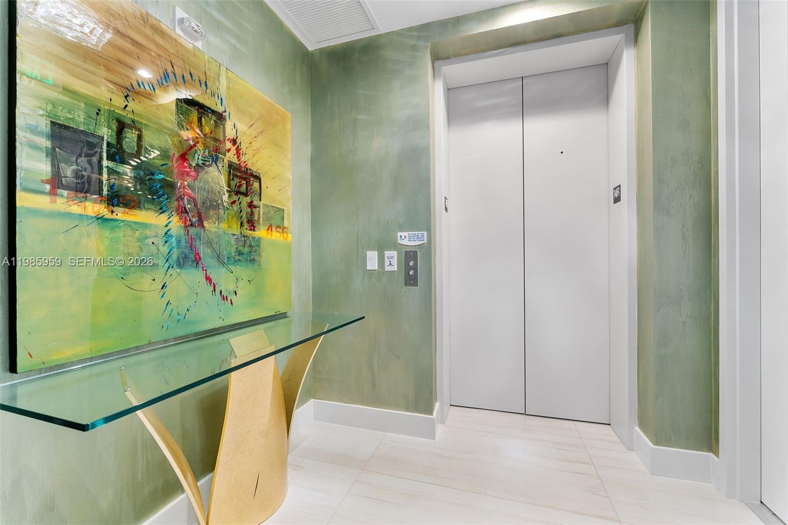 3 Water Club Way #1401, North Palm Beach FL 33408