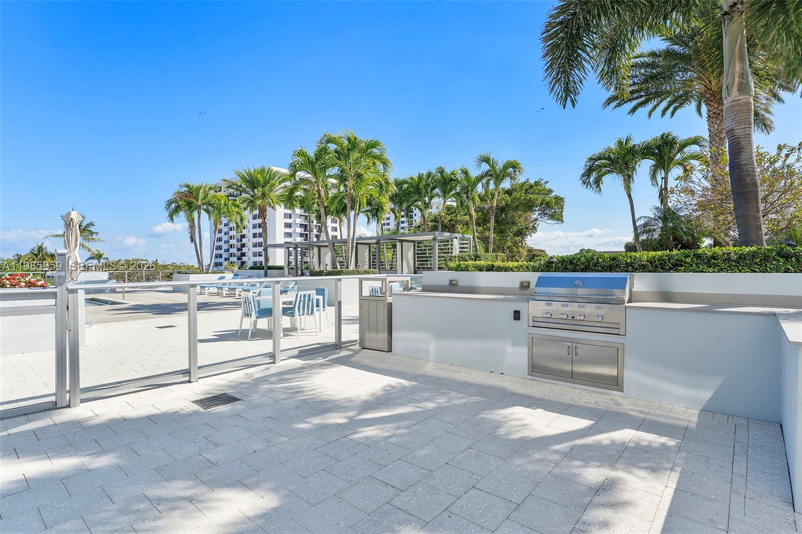 3 Water Club Way #1401, North Palm Beach FL 33408
