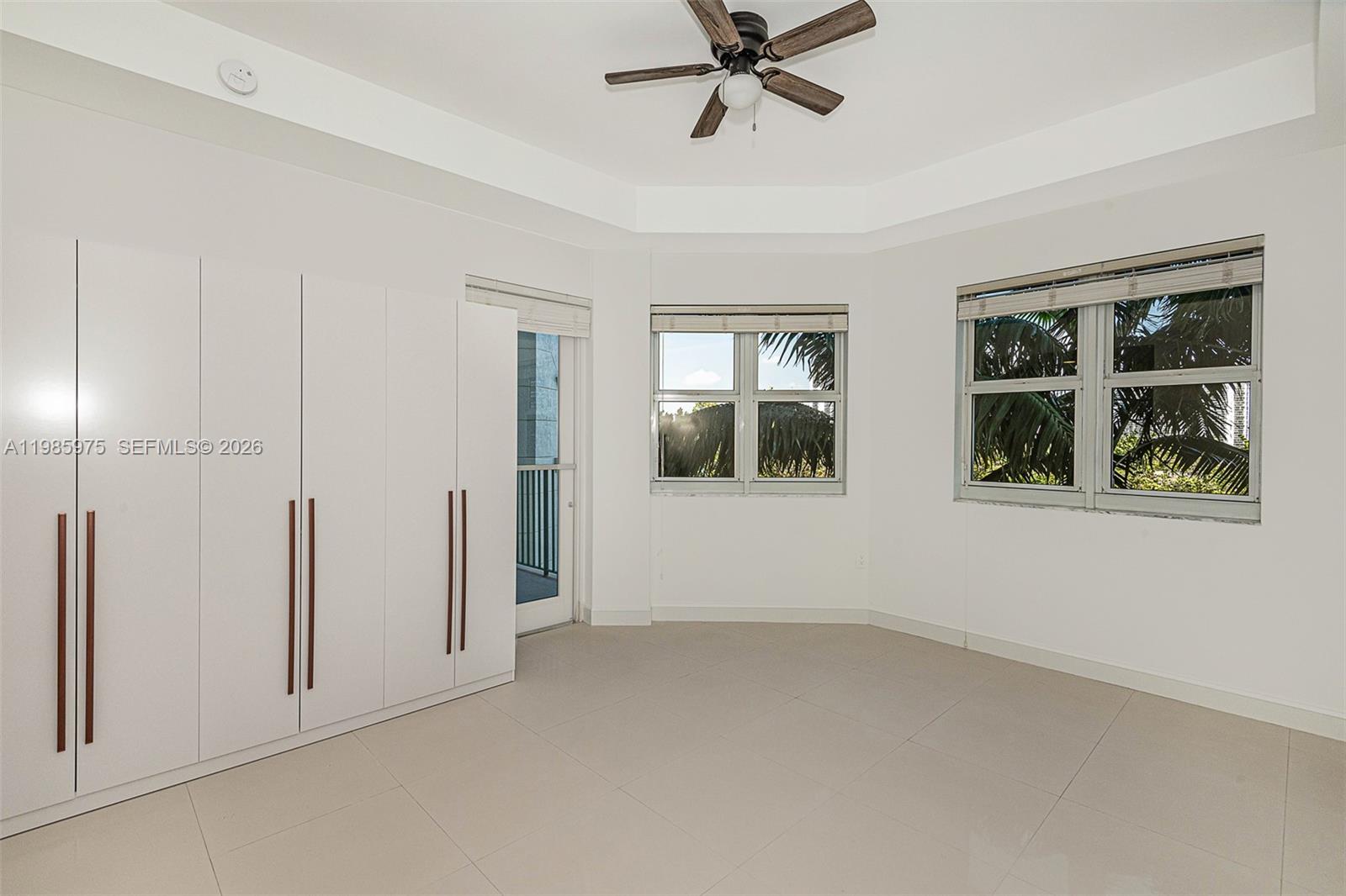 20000 E Country Club Dr #412, Aventura FL 33180