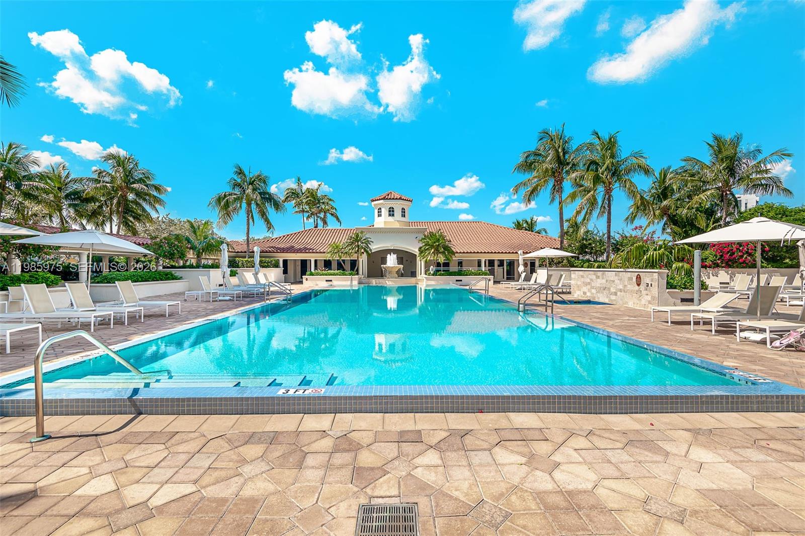20000 E Country Club Dr #412, Aventura FL 33180