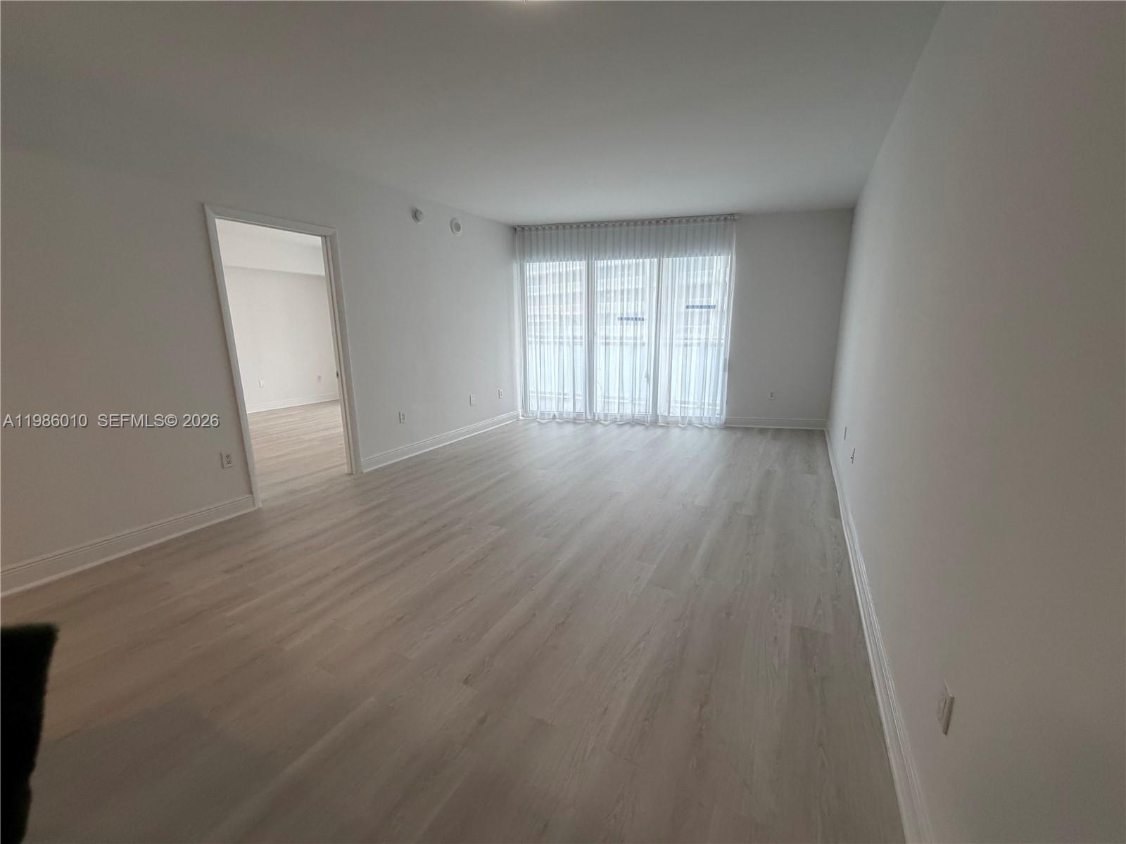 475 Brickell Ave #1711, Miami FL 33131