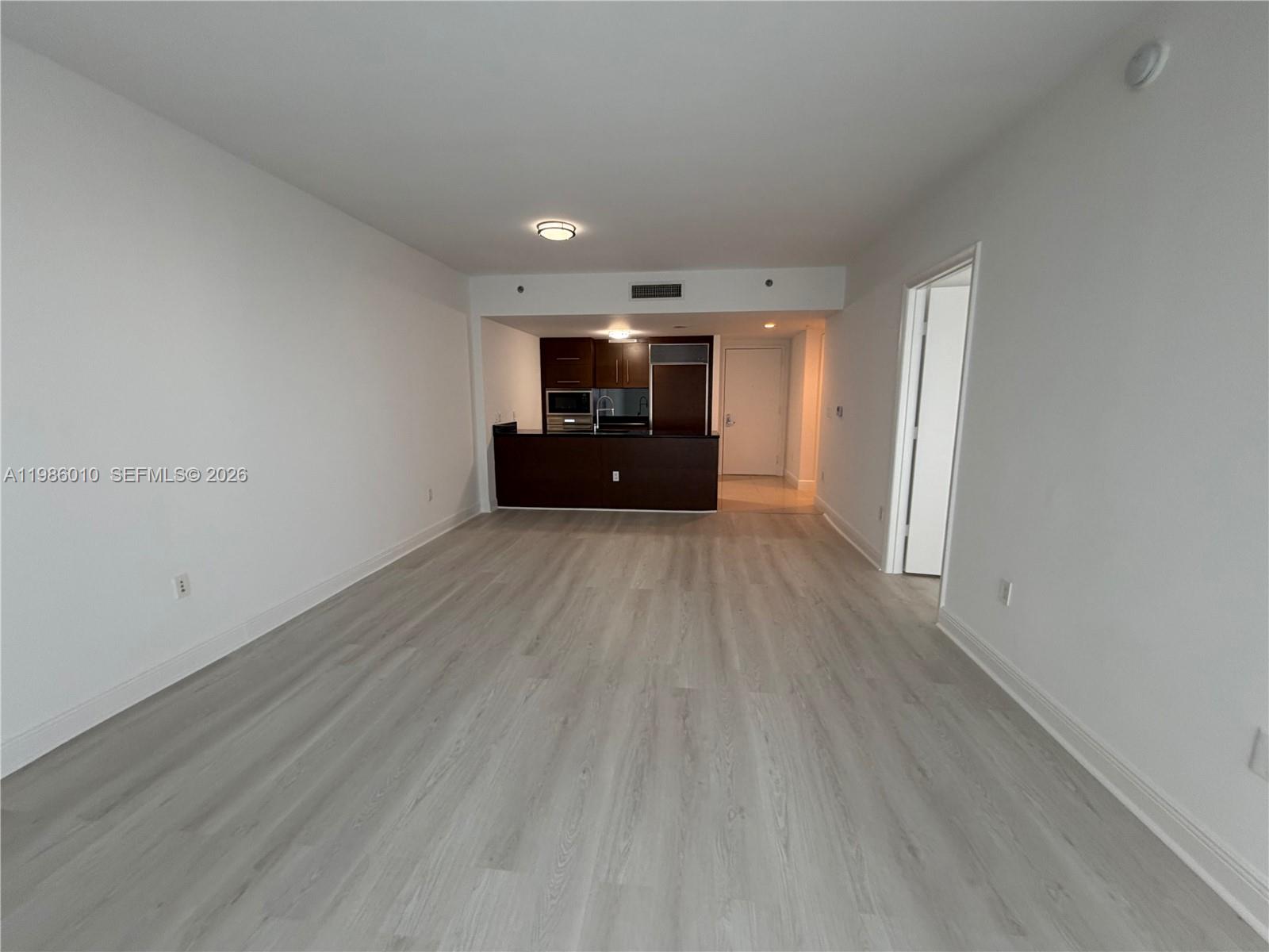 475 Brickell Ave #1711, Miami FL 33131