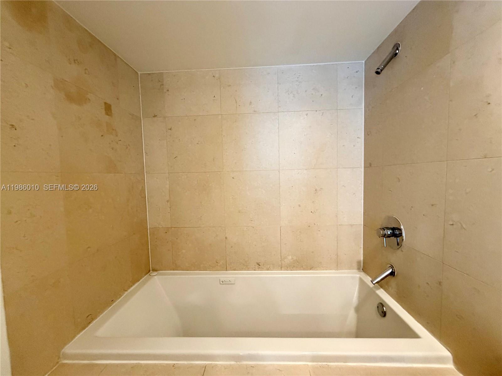 475 Brickell Ave #1711, Miami FL 33131