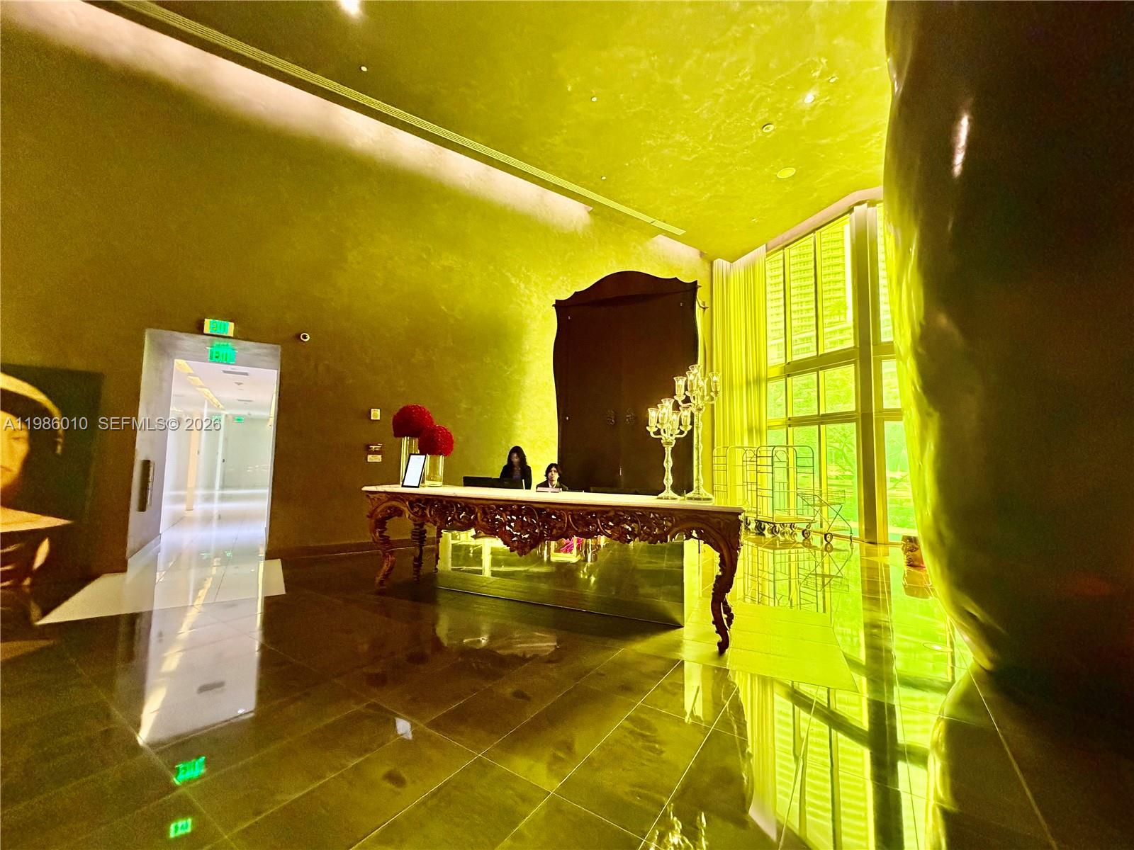 475 Brickell Ave #1711, Miami FL 33131