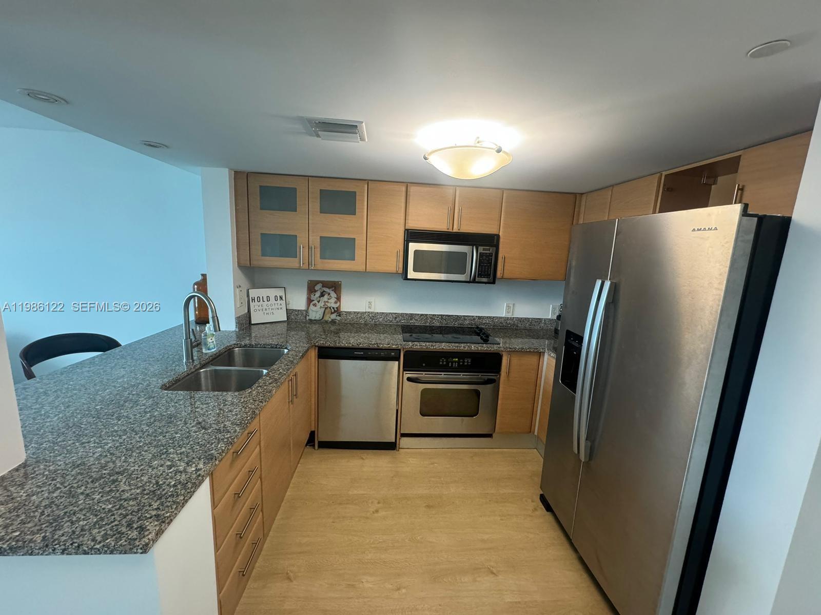 2101 Brickell Ave #2102, Miami FL 33129