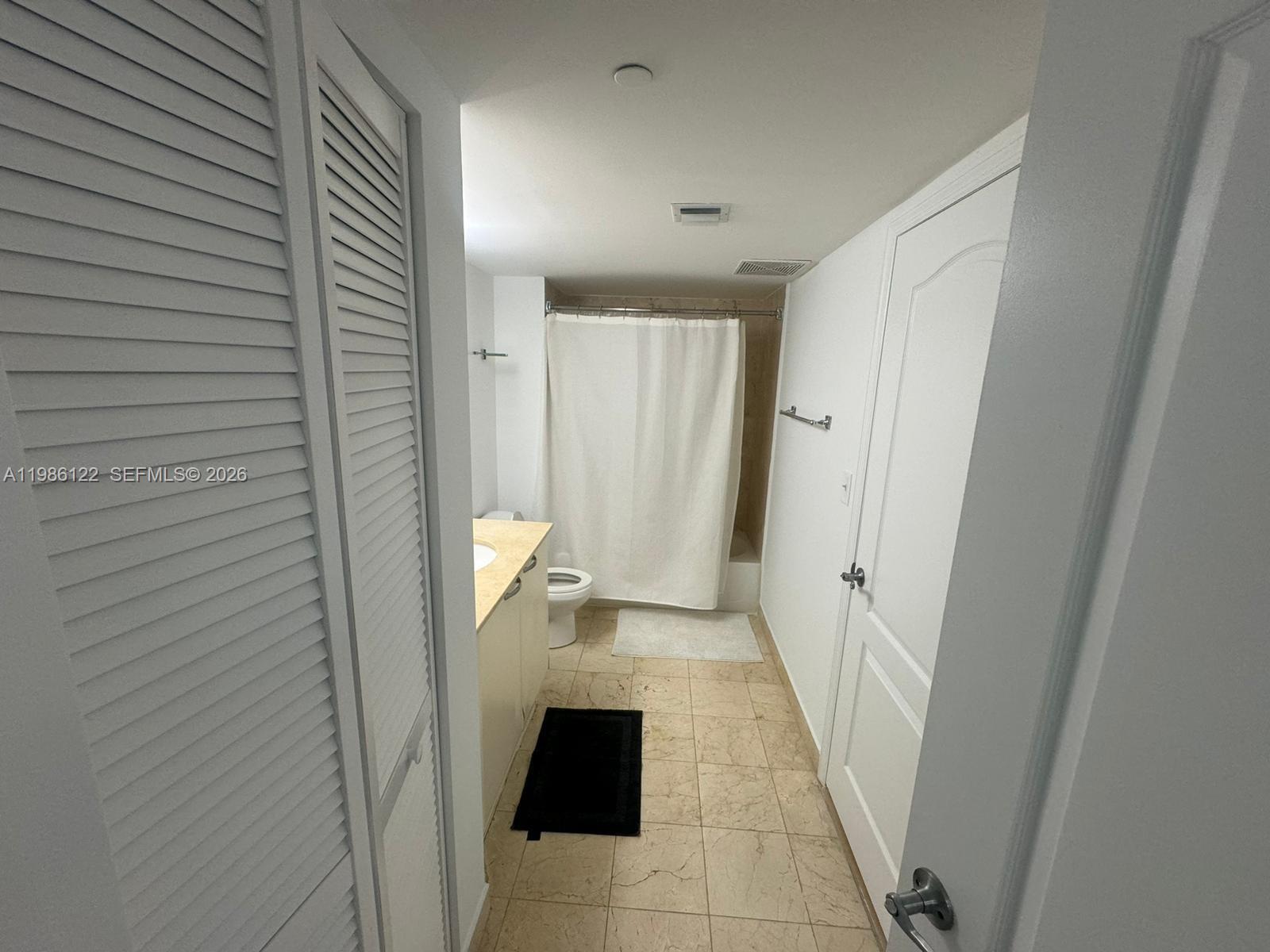 2101 Brickell Ave #2102, Miami FL 33129