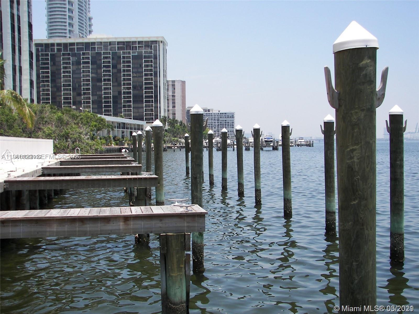 2101 Brickell Ave #2102, Miami FL 33129