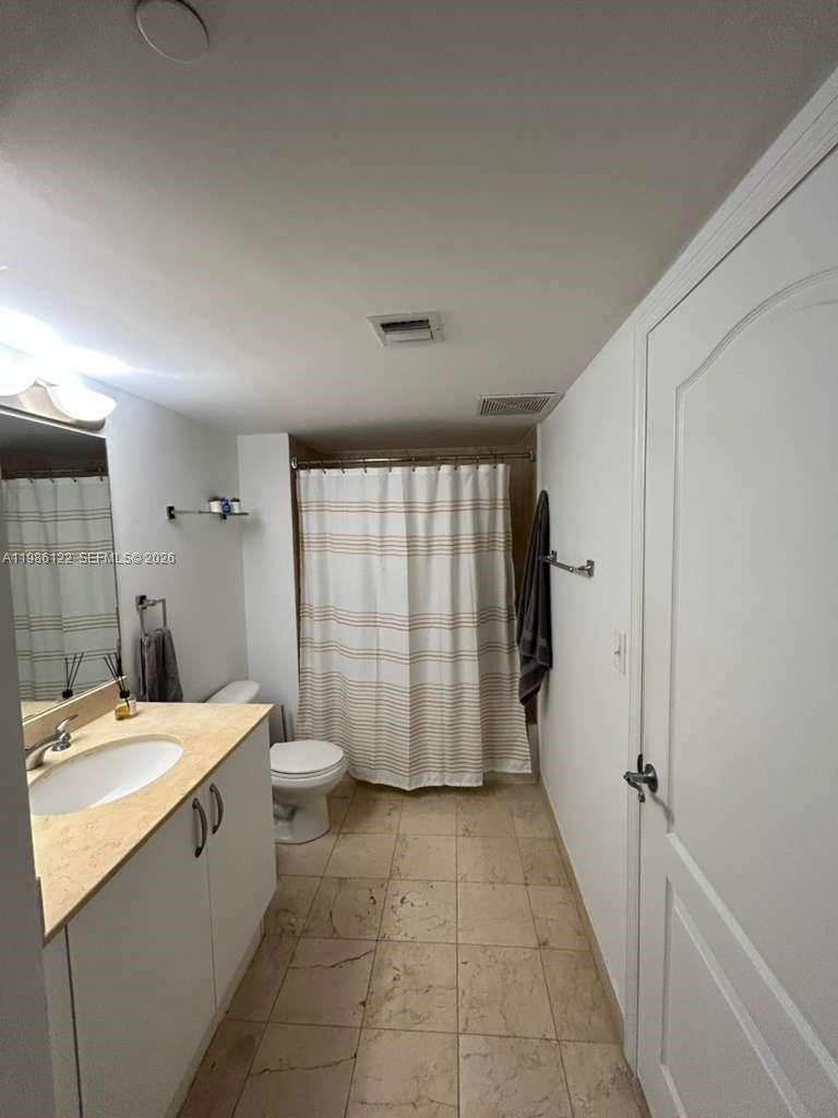 2101 Brickell Ave #2102, Miami FL 33129