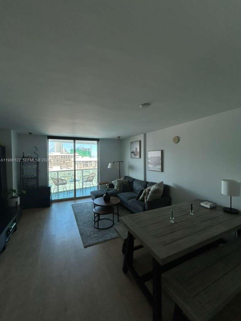 2101 Brickell Ave #2102, Miami FL 33129