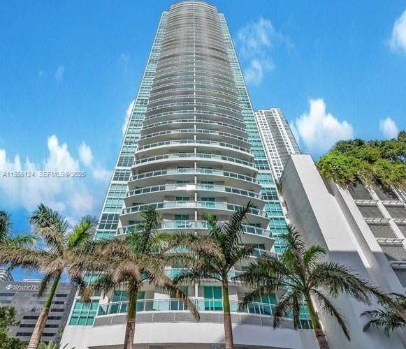 950 Brickell Bay Dr #1508, Miami FL 33131