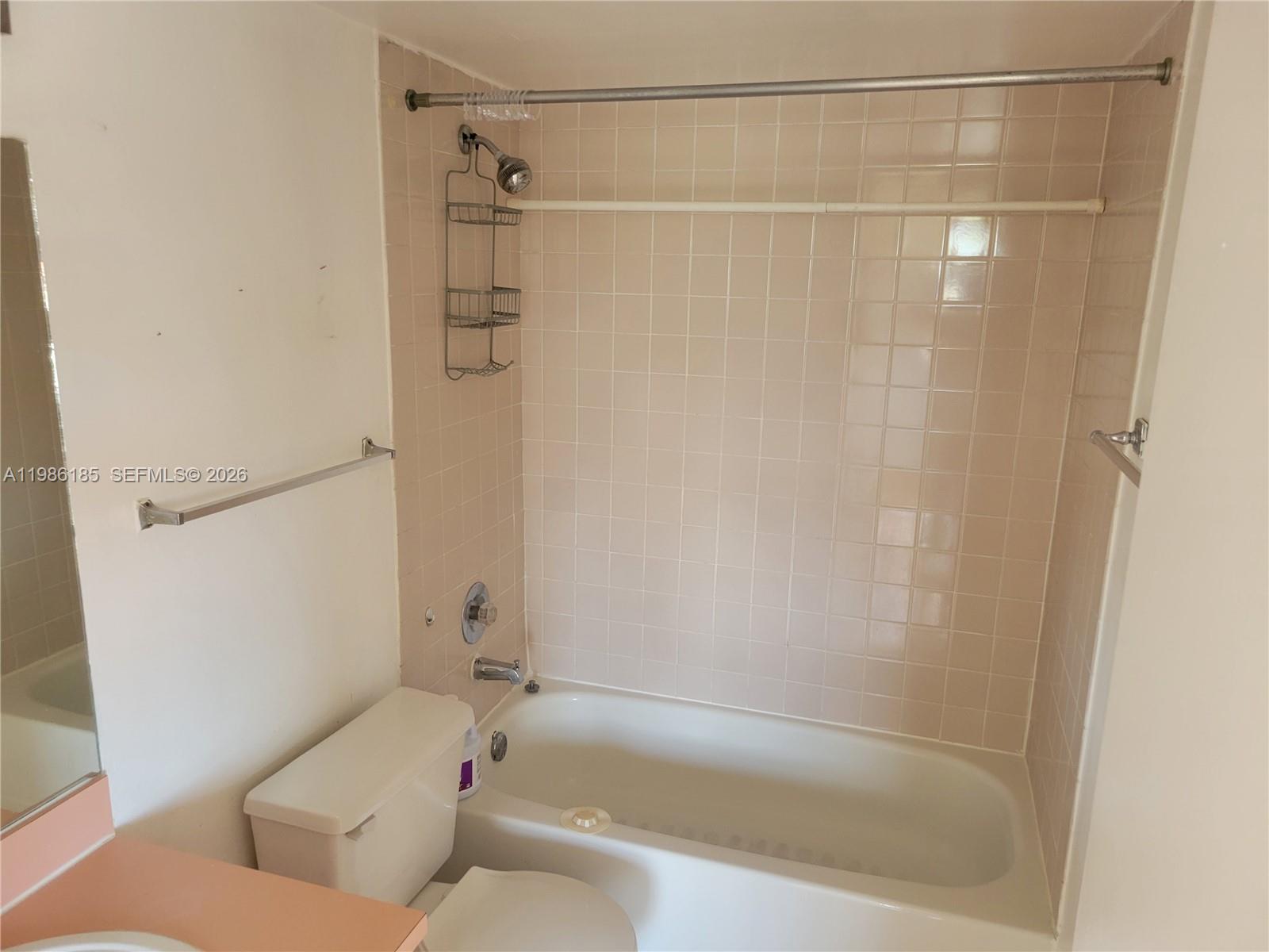 8260 SW 210th St #319, Cutler Bay FL 33189