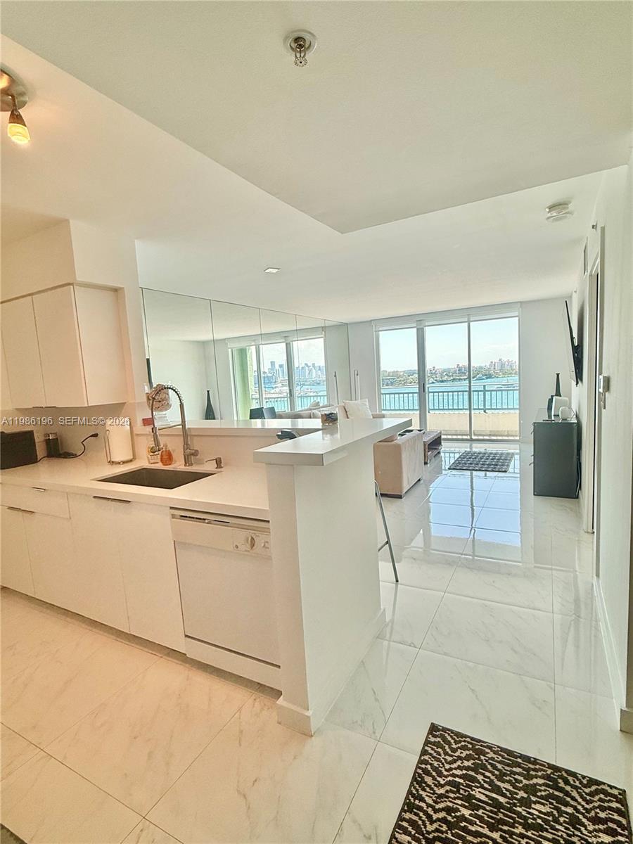 90 Alton Rd #1106, Miami Beach FL 33139