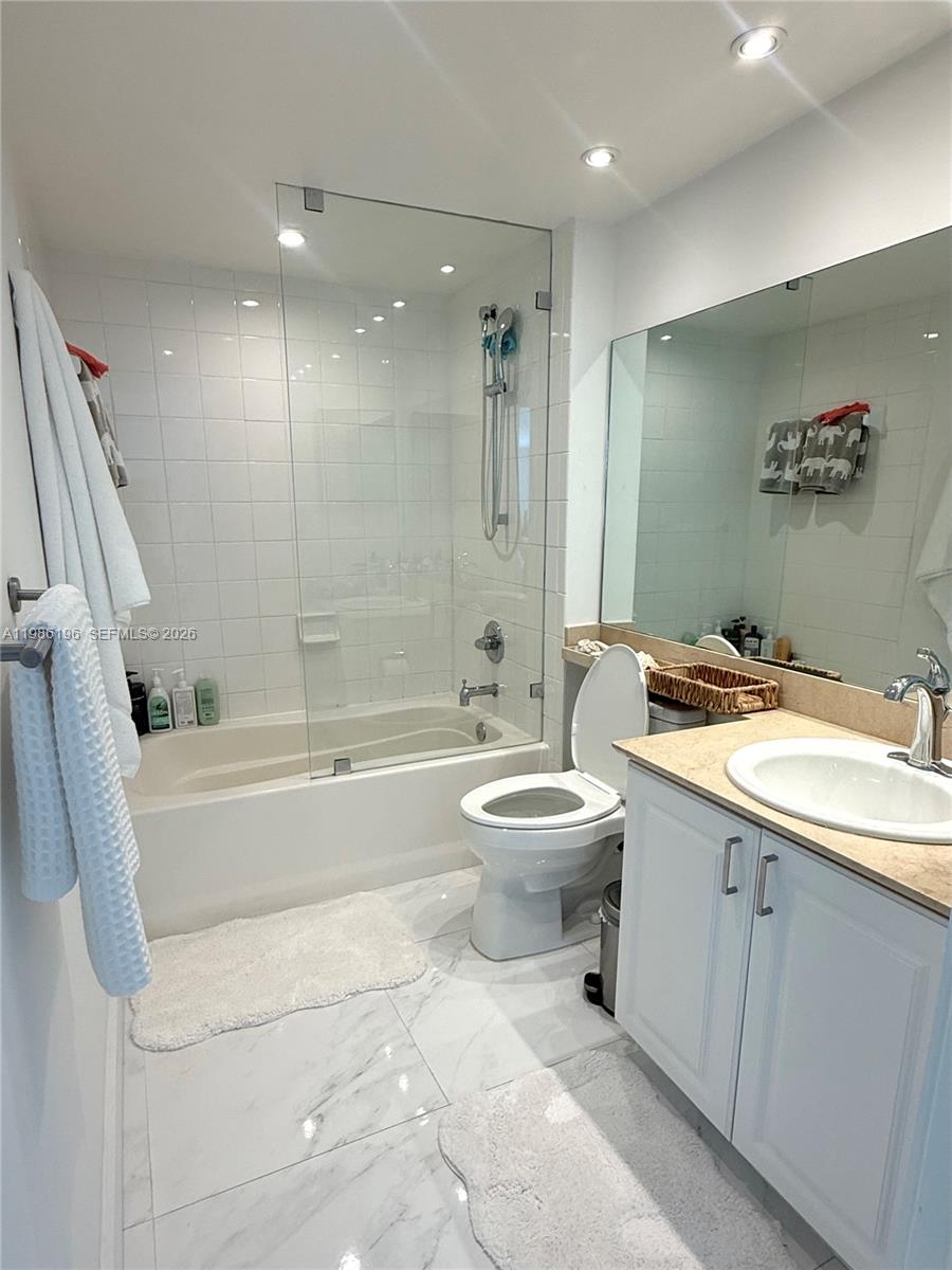 90 Alton Rd #1106, Miami Beach FL 33139