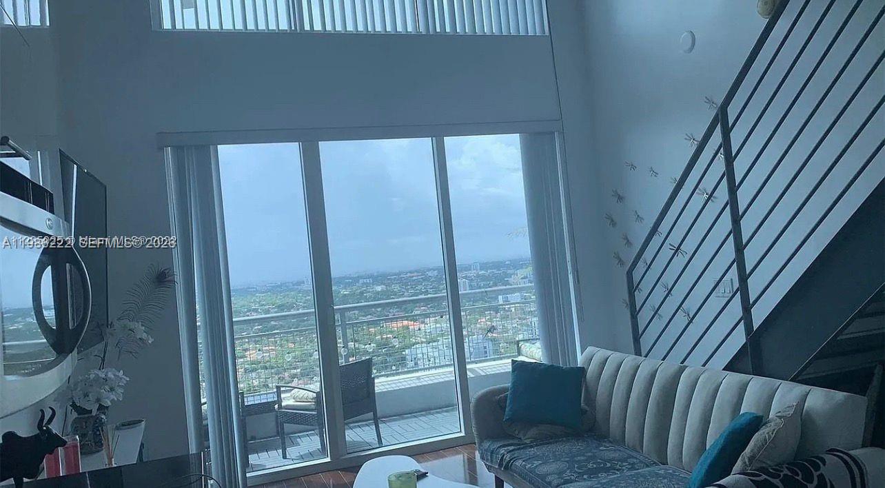 60 SW 13th St #3017, Miami FL 33130