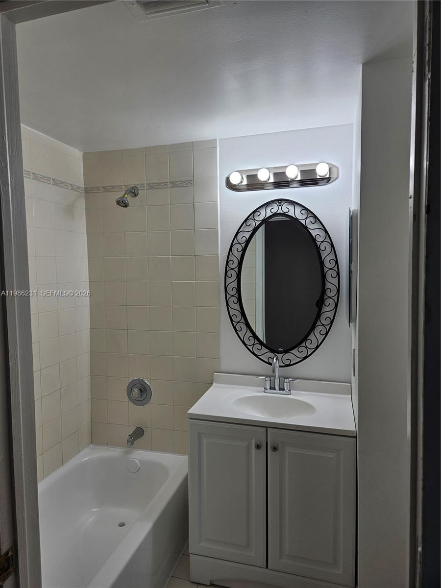 751 SW 148th Ave #1012, Sunrise FL 33325