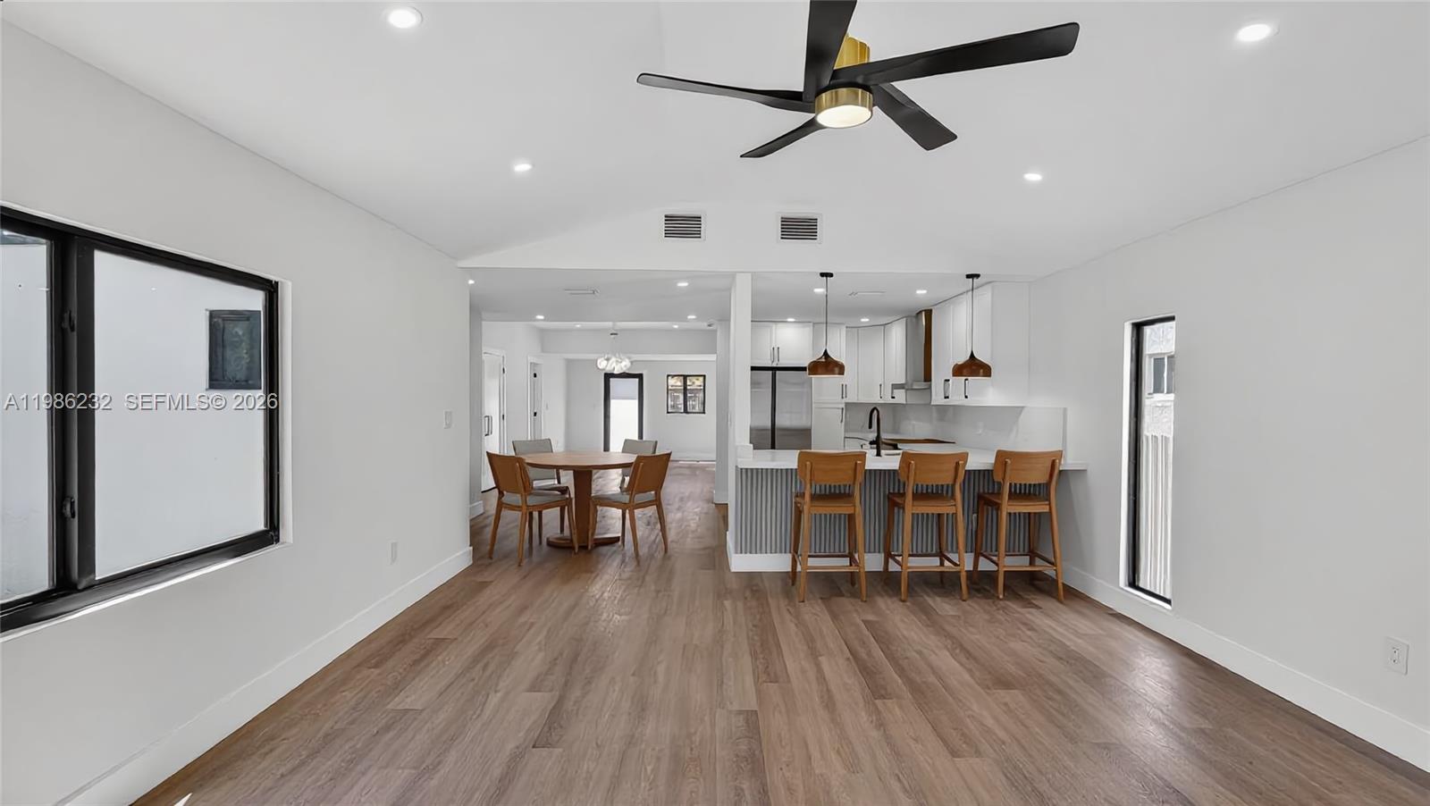 3135 SW 7th St, Miami FL 33135