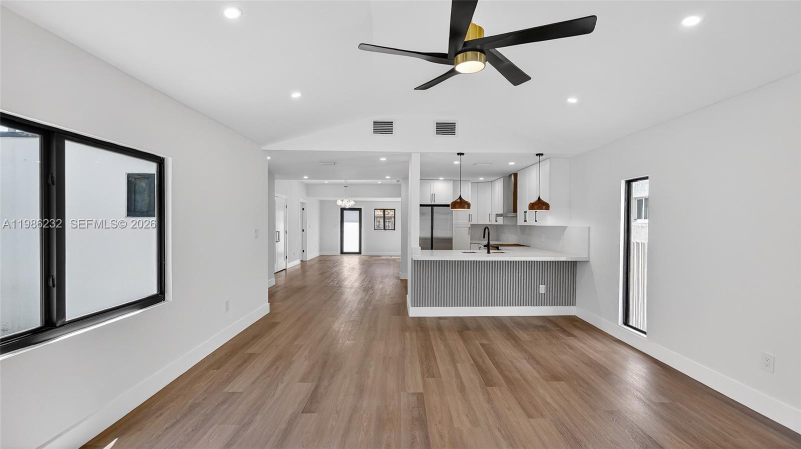 3135 SW 7th St, Miami FL 33135