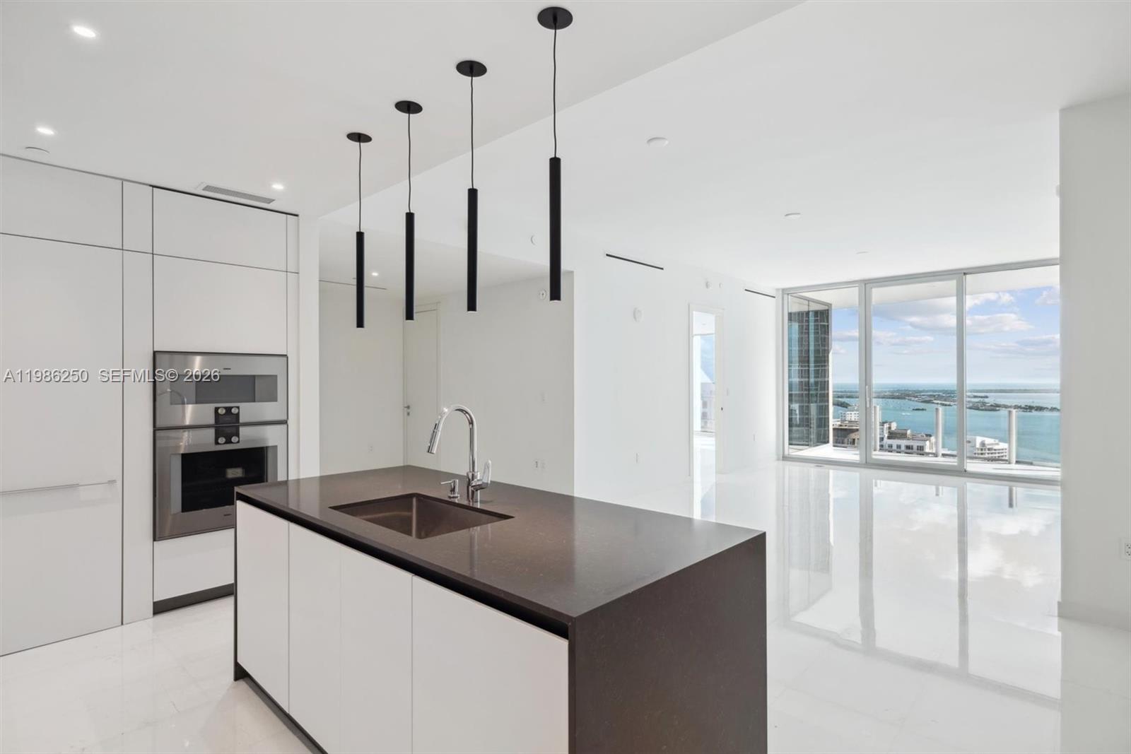 300 Biscayne Boulevard Way #3805W, Miami FL 33131