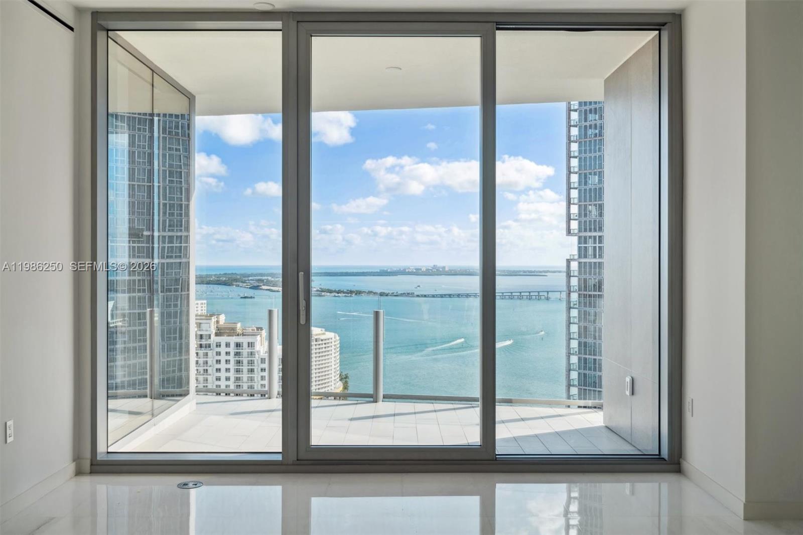 300 Biscayne Boulevard Way #3805W, Miami FL 33131