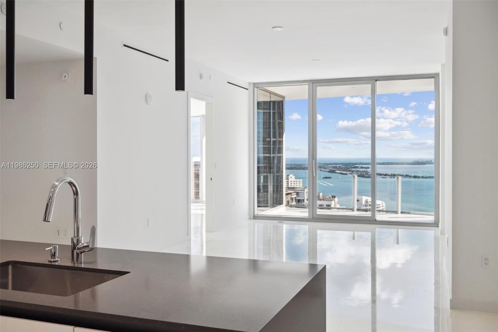 300 Biscayne Boulevard Way #3805W, Miami FL 33131