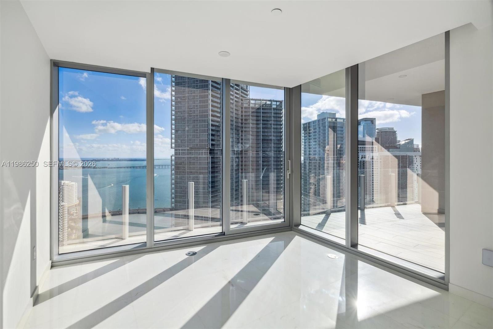 300 Biscayne Boulevard Way #3805W, Miami FL 33131