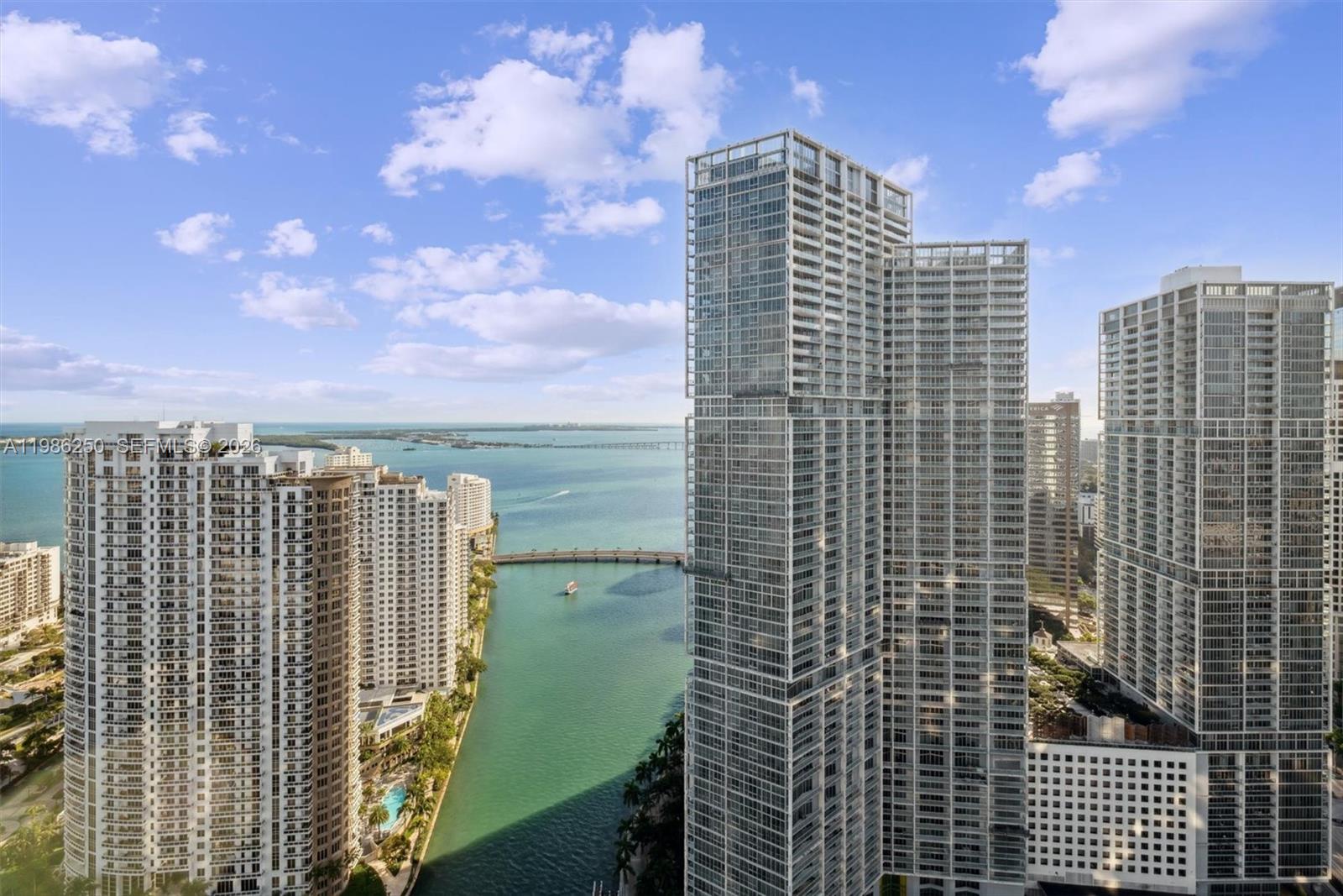 300 Biscayne Boulevard Way #3805W, Miami FL 33131