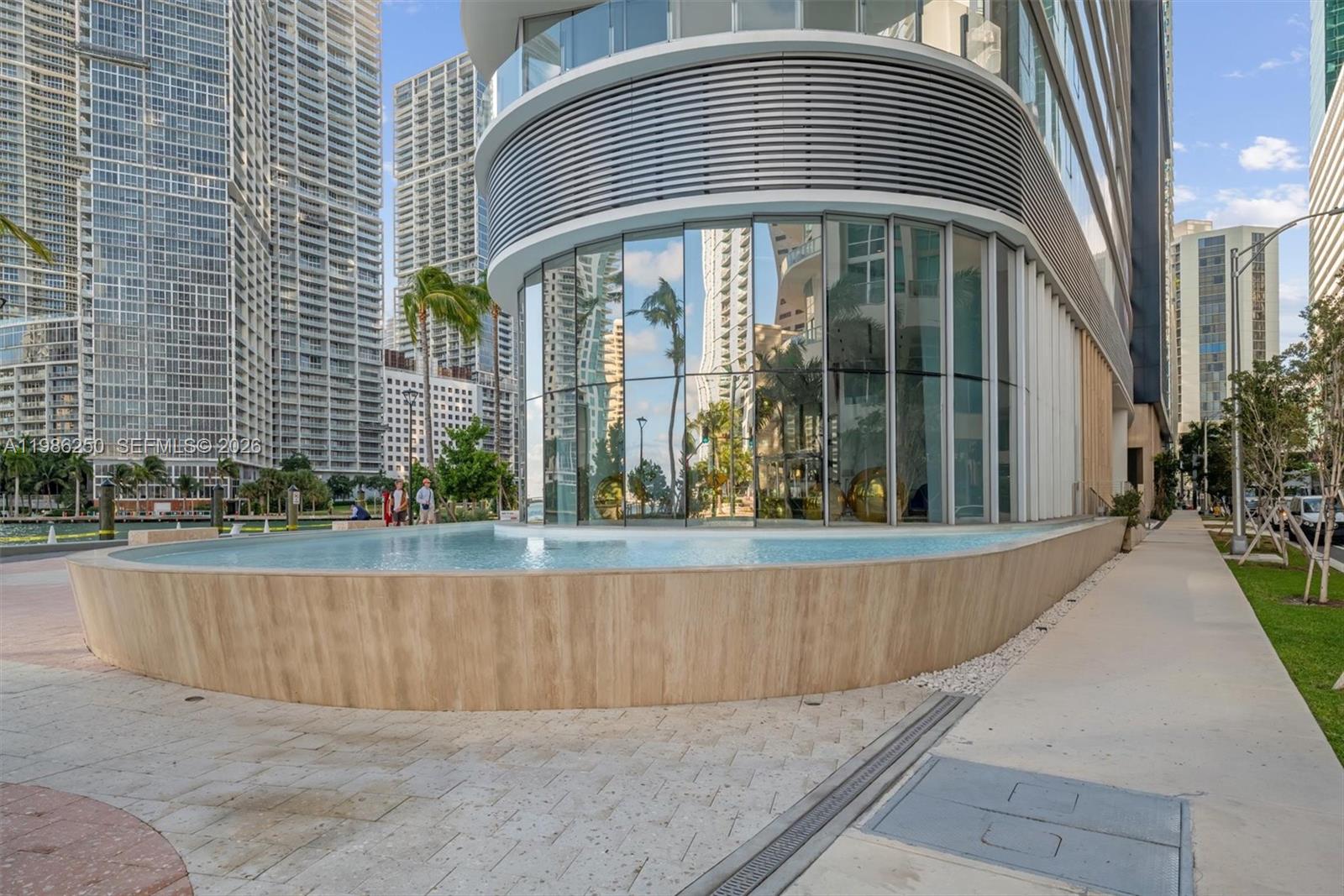 300 Biscayne Boulevard Way #3805W, Miami FL 33131