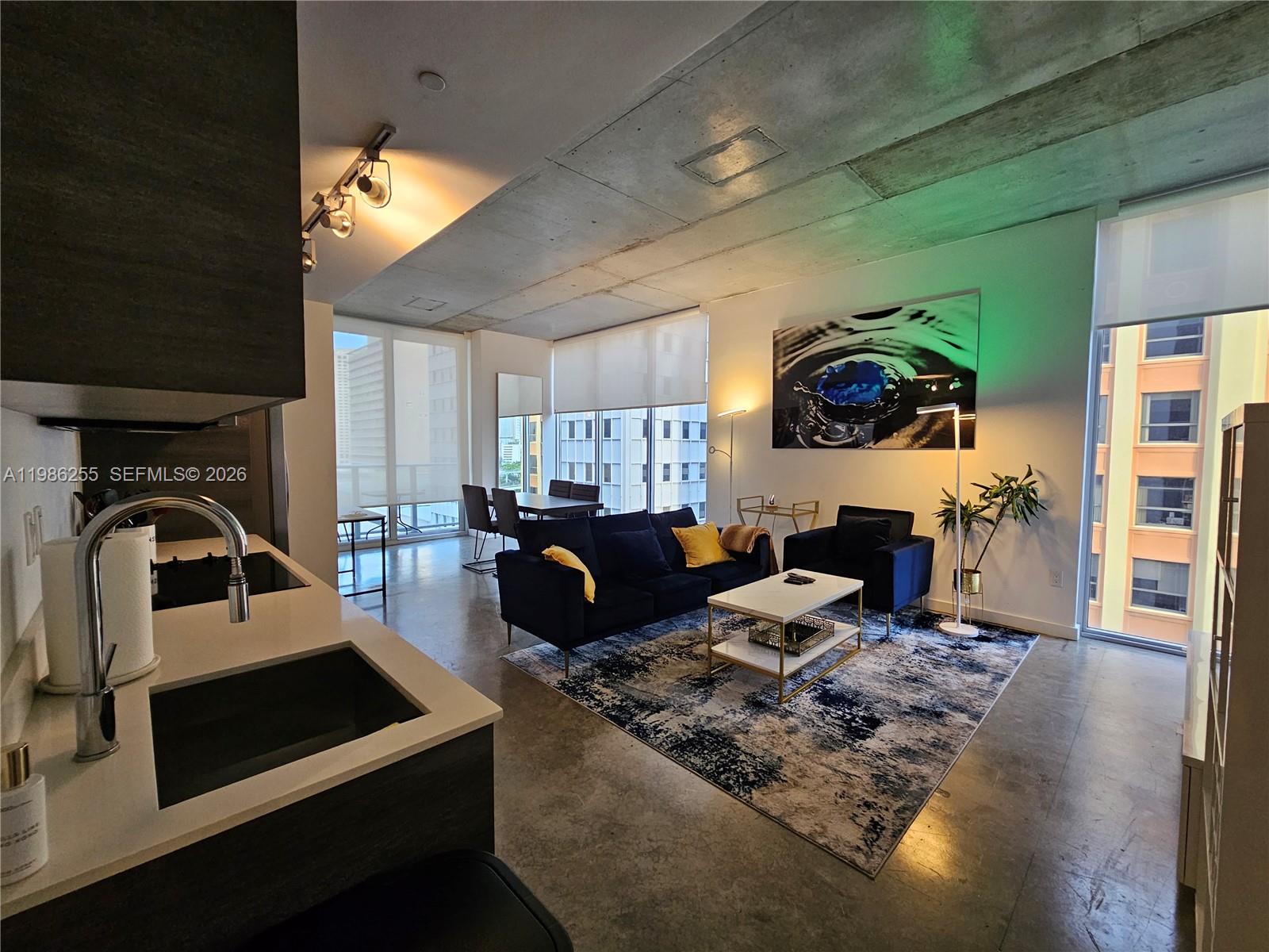 151 SE 1st St #801, Miami FL 33131