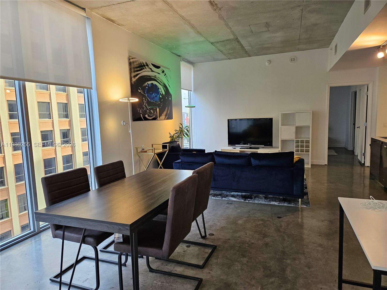 151 SE 1st St #801, Miami FL 33131