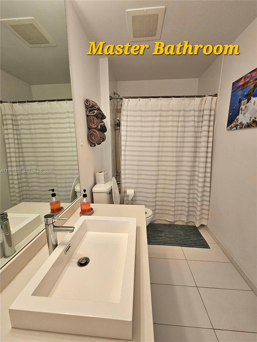 151 SE 1st St #801, Miami FL 33131