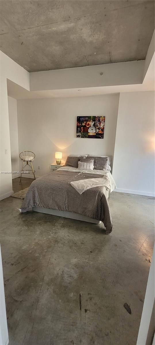 151 SE 1st St #801, Miami FL 33131