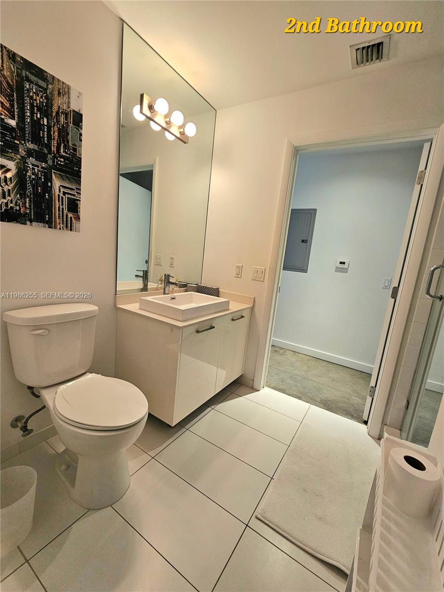 151 SE 1st St #801, Miami FL 33131