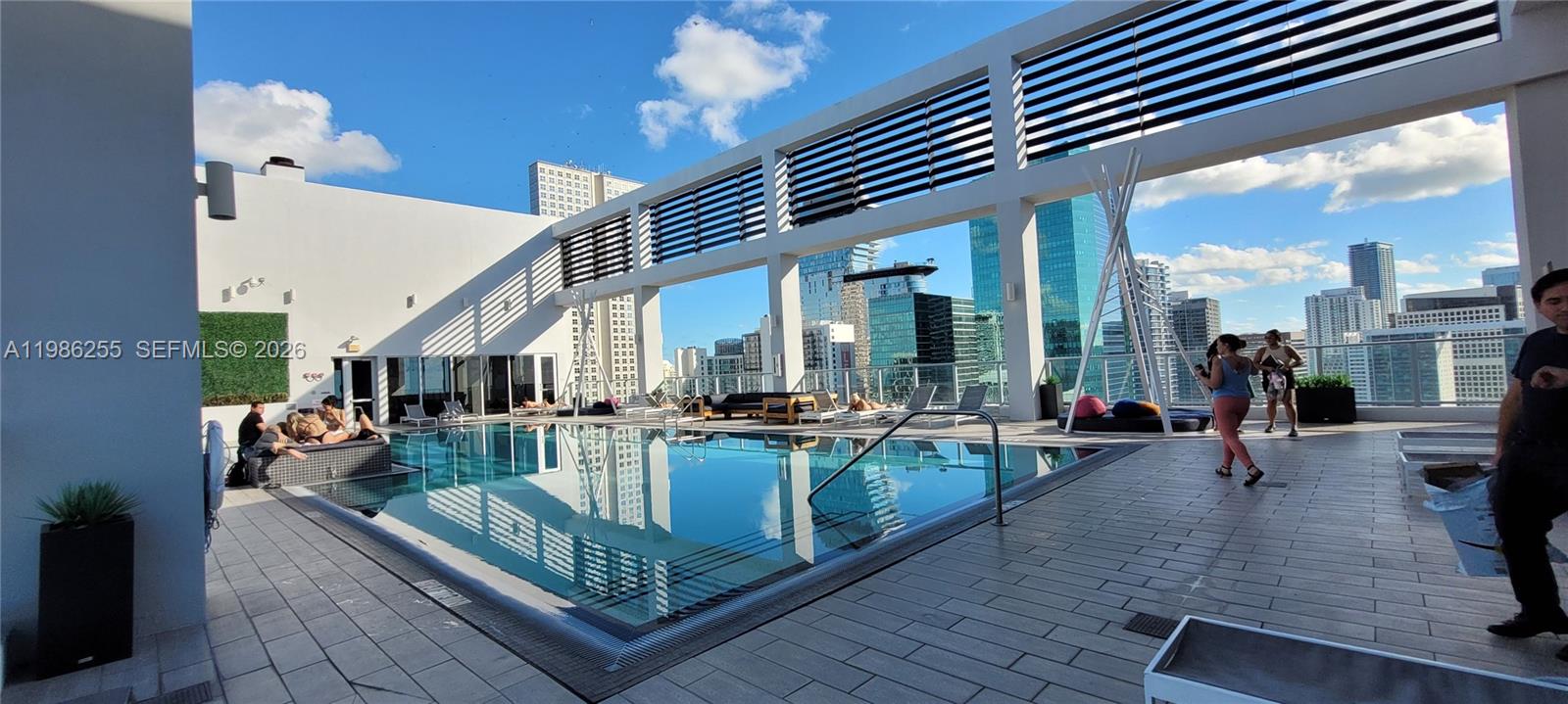 151 SE 1st St #801, Miami FL 33131