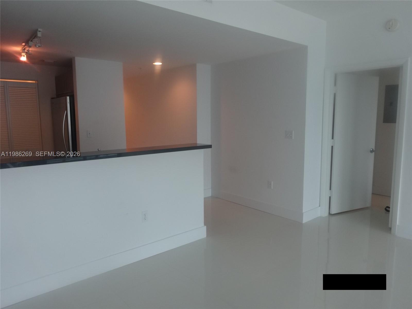 244 Biscayne Bl #1607, Miami FL 33132