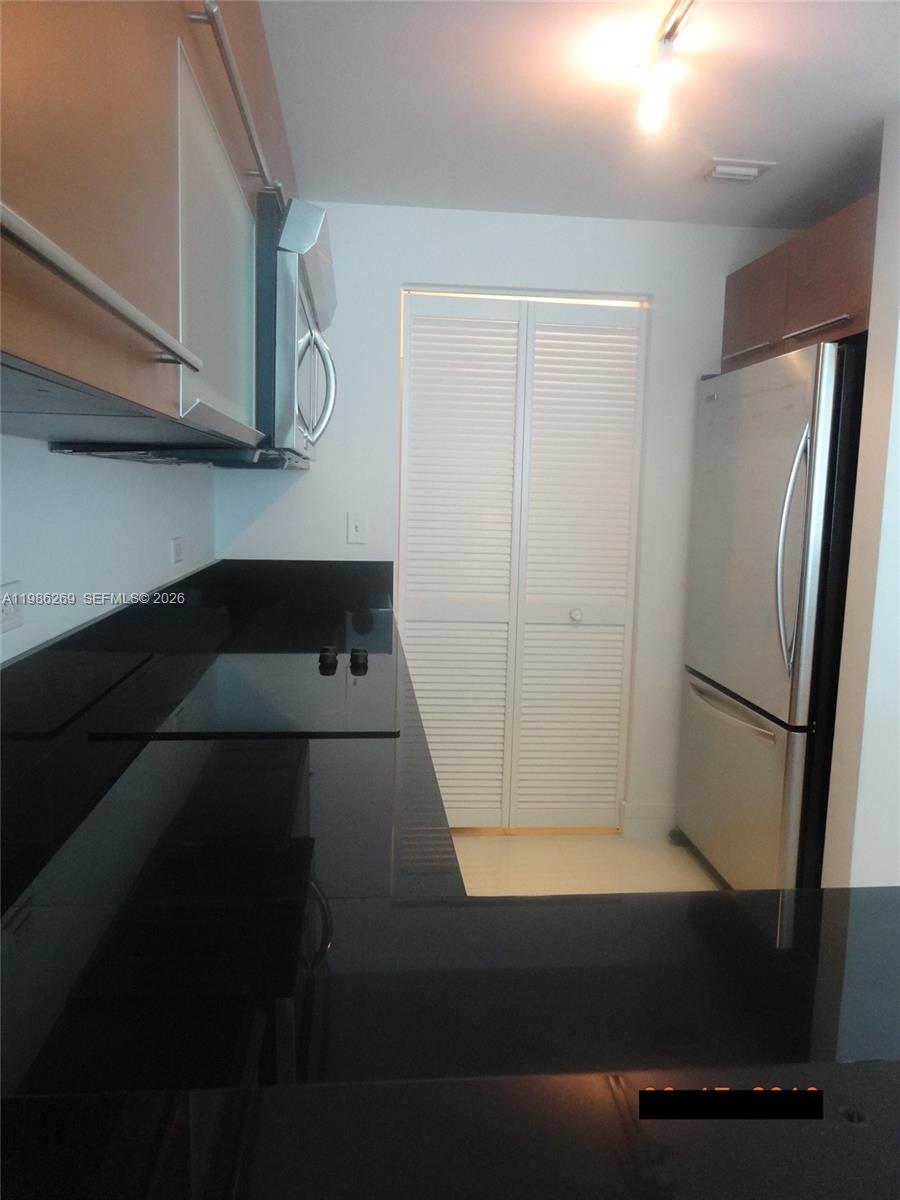 244 Biscayne Bl #1607, Miami FL 33132