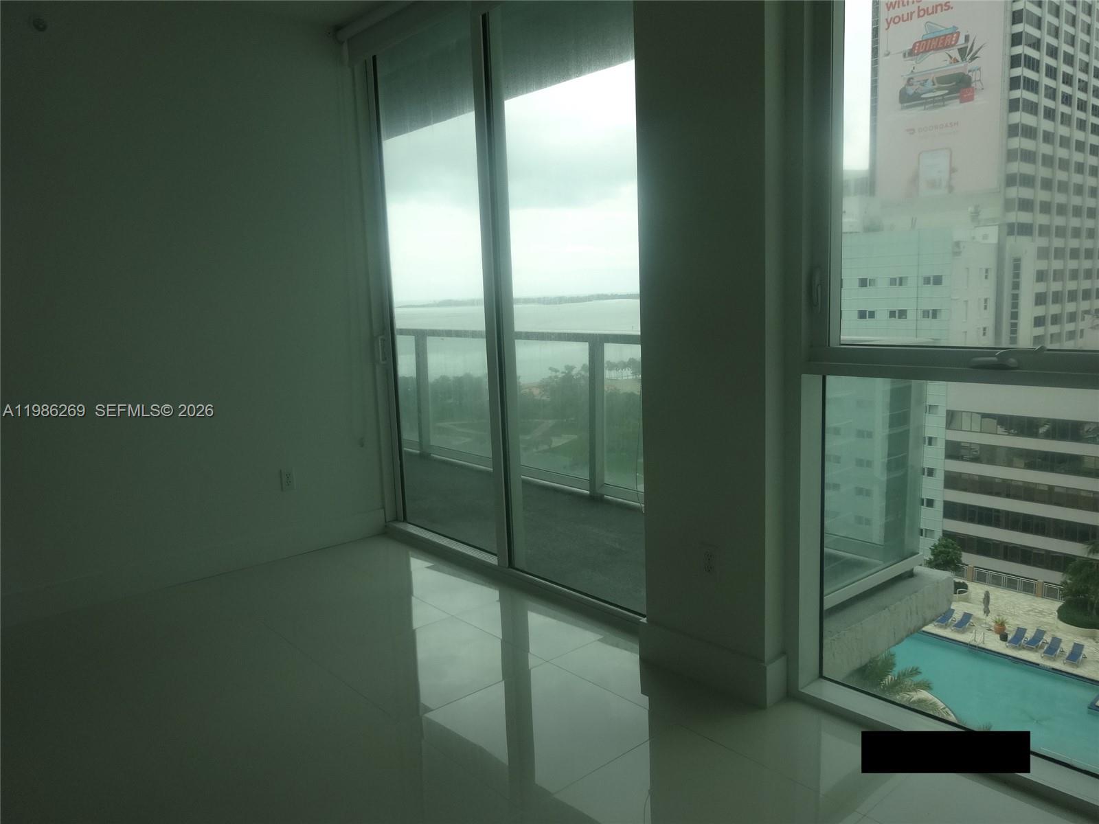 244 Biscayne Bl #1607, Miami FL 33132