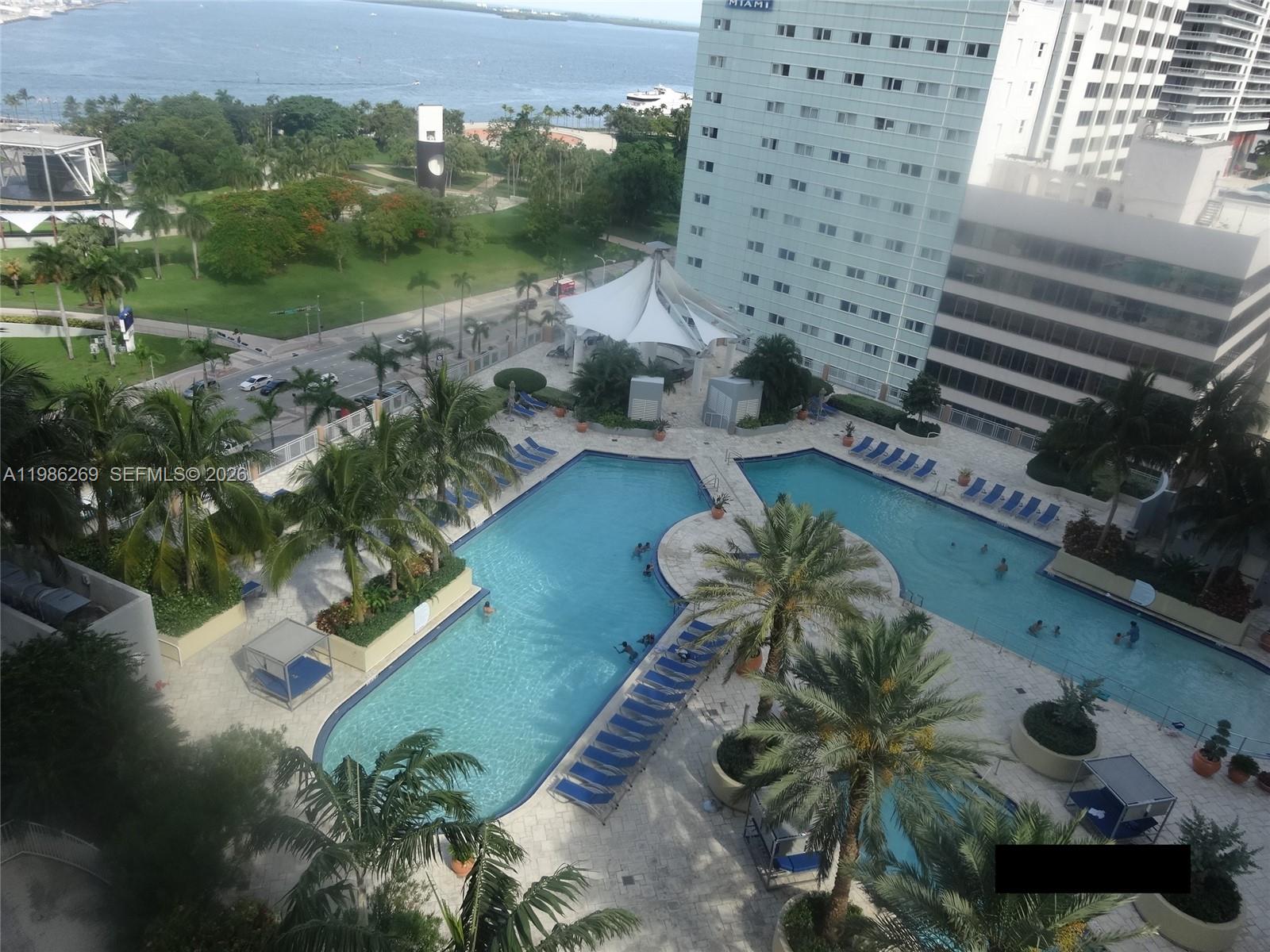 244 Biscayne Bl #1607, Miami FL 33132