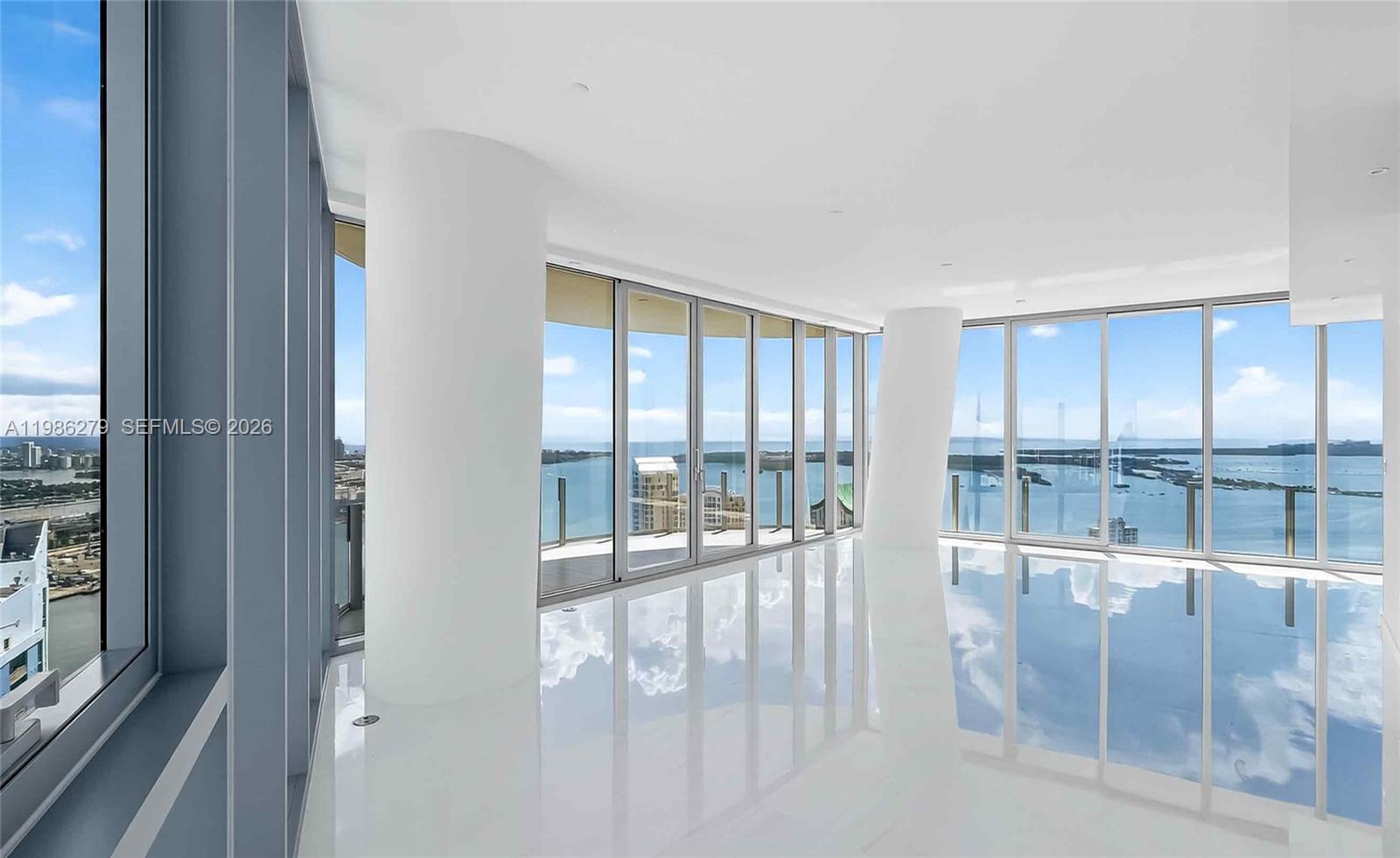 300 Biscayne Blvd Way #4901E, Miami FL 33131